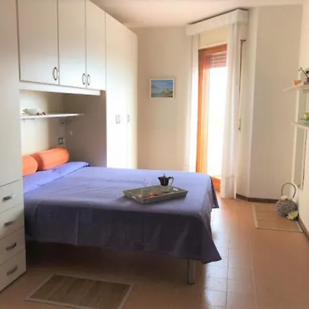 Two-room Facing The Sea With A Beautiful View Appartamento *